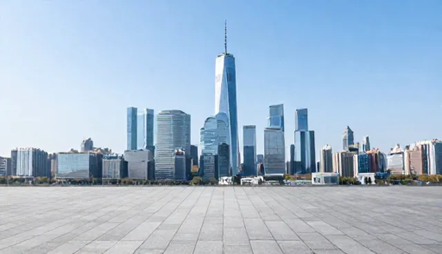 企业管理系统选型:两种做法对比与实际取舍